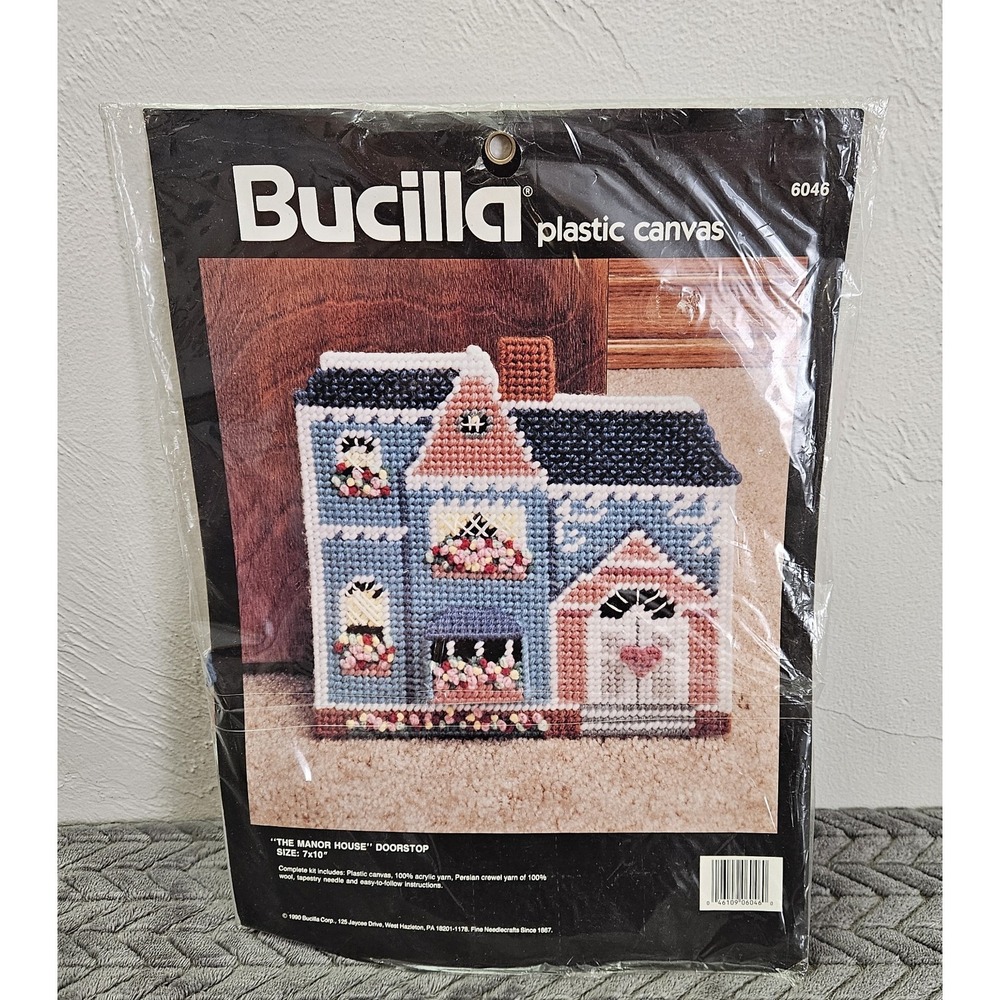 NEW Vintage 1990 Bucilla Plastic Canvas Kit #6046 The Manor House Doorstop 7x10"